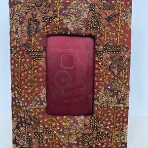 Chico's Elegant Red & Gold Embellished Fabric Photo Frame 9”x7” for 3”x5” Photo